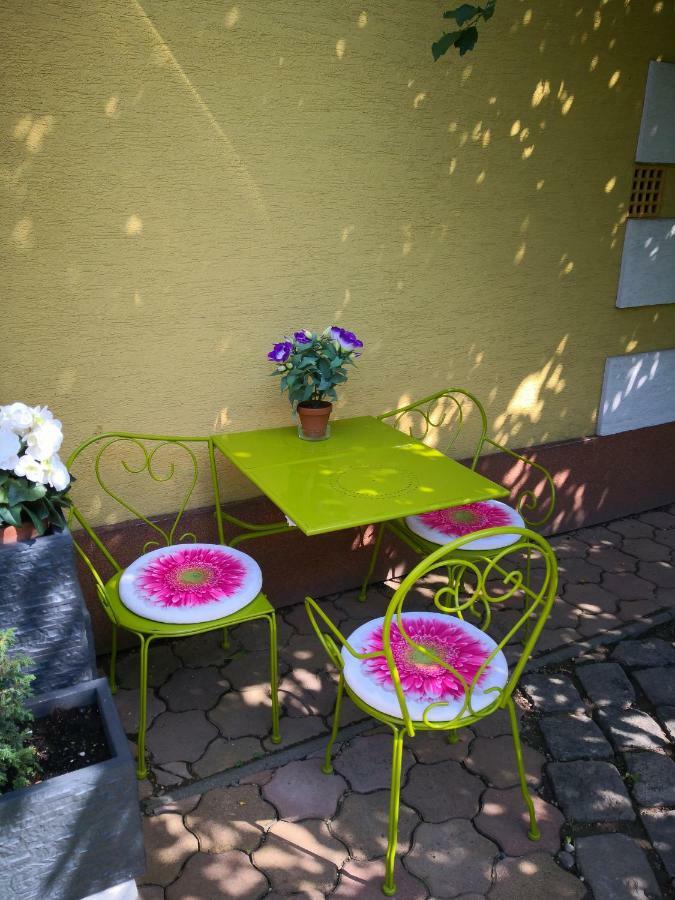 Kupola Apartman Szeged Exterior foto